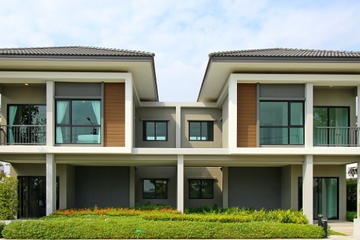 3 Bedroom Townhouse for sale in Thap Yao, Bangkok