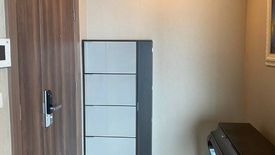 3 Bedroom Condo for rent in Wat Phraya Krai, Bangkok