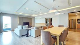 3 Bedroom Condo for rent in Phra Khanong Nuea, Bangkok near BTS Ekkamai