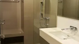 1 Bedroom Condo for sale in Rhythm Sukhumvit 42, Phra Khanong, Bangkok near BTS Ekkamai