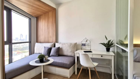 Condo for rent in TRIPLE Y RESIDENCE, Wang Mai, Bangkok near MRT Sam Yan