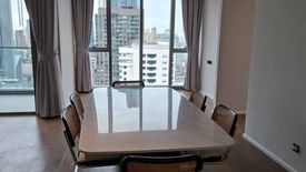 3 Bedroom Condo for rent in Kraam Sukhumvit 26, Khlong Tan, Bangkok near BTS Phrom Phong