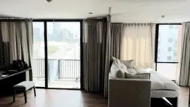 2 Bedroom Condo for sale in D 65, Phra Khanong Nuea, Bangkok near BTS Phra Khanong