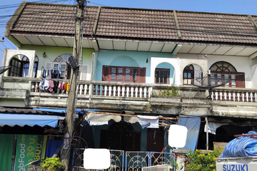 3 Bedroom Townhouse for sale in Bang Phun, Pathum Thani