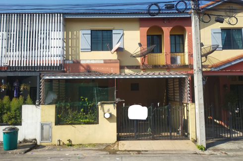 3 Bedroom Townhouse for sale in Khlong Sam, Pathum Thani