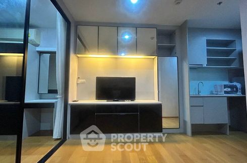 1 Bedroom Condo for rent in Noble Revo Silom, Silom, Bangkok near BTS Surasak
