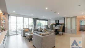 3 Bedroom Apartment for rent in Khlong Tan Nuea, Bangkok