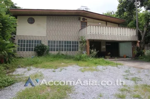 6 Bedroom House for rent in Khlong Tan Nuea, Bangkok