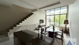 3 Bedroom House for rent in Khlong Tan Nuea, Bangkok