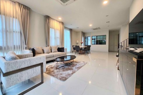 House for rent in Nantawan Rama 9 - New Krungthepkretha, Bang Kapi, Bangkok near Airport Rail Link Ramkhamhaeng