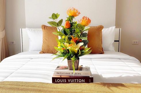 1 Bedroom Condo for rent in Chewathai Pinklao, Bang Yi Khan, Bangkok near MRT Bang Yi Khan