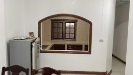 4 Bedroom Townhouse for rent in Chan Kasem, Bangkok near MRT Lat Phrao