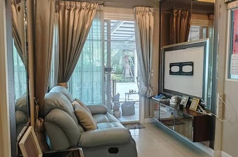 3 Bedroom Townhouse for sale in Khlong Kum, Bangkok