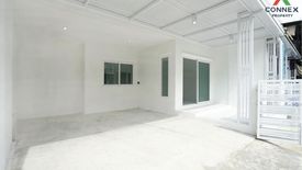 3 Bedroom Townhouse for sale in Bang Mae Nang, Nonthaburi