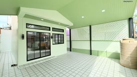 2 Bedroom House for sale in Amornsap Yuwittaya Village, Krathum Rai, Bangkok