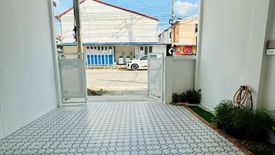 3 Bedroom Townhouse for sale in Sai Noi, Nonthaburi