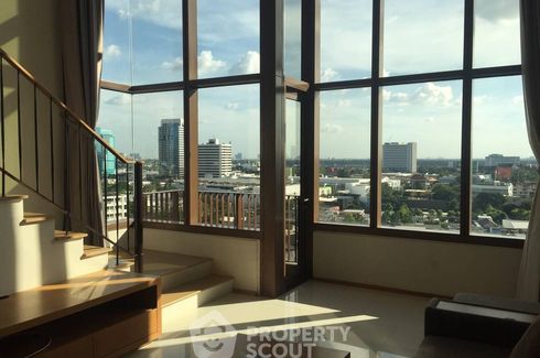 1 Bedroom Condo for rent in The Emporio Place, Khlong Tan, Bangkok near BTS Phrom Phong