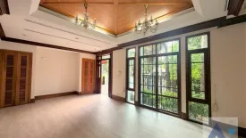 4 Bedroom House for rent in Phra Khanong Nuea, Bangkok