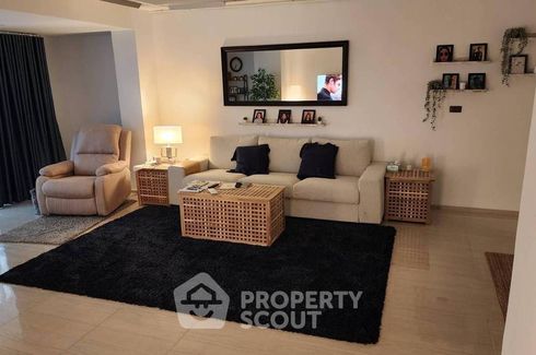 1 Bedroom Condo for sale in Sukhumvit Park, Khlong Tan, Bangkok near BTS Nana