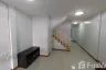 2 Bedroom Townhouse for sale in Khlong Nueng, Pathum Thani