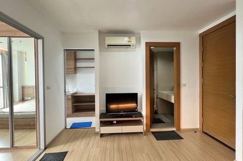 Condo for rent in Rhythm Ratchada-Huai Khwang, Din Daeng, Bangkok near MRT Huai Khwang