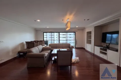3 Bedroom Apartment for rent in Khlong Toei Nuea, Bangkok near MRT Sukhumvit