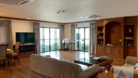 3 Bedroom Apartment for rent in Khlong Toei Nuea, Bangkok near MRT Sukhumvit