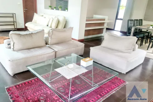 3 Bedroom House for rent in Khlong Tan Nuea, Bangkok