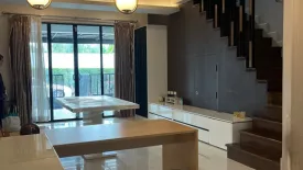 3 Bedroom House for rent in Phra Khanong, Bangkok near BTS Ekkamai