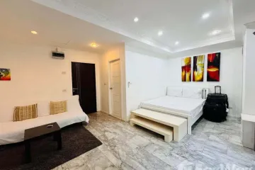 Condo for sale in Siam Oriental Twins, Nong Prue, Chonburi