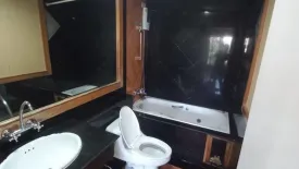 3 Bedroom Townhouse for sale in Hua Mak, Bangkok near MRT Yaek Lam Sali