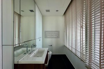 2 Bedroom Condo for rent in 185 Rajadamri, Lumpini, Bangkok near BTS Ratchadamri