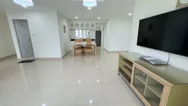3 Bedroom Condo for rent in Richmond Palace, Khlong Tan Nuea, Bangkok near BTS Phrom Phong