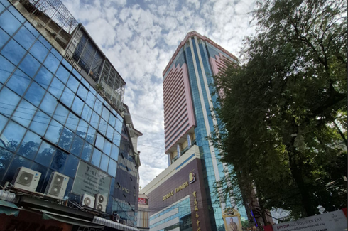 Office for sale in Khlong Mahanak, Bangkok near MRT Lan Luang