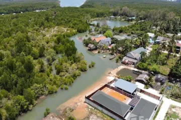 3 Bedroom House for sale in Choeng Thale, Phuket