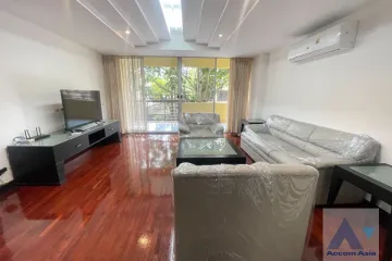 3 Bedroom Apartment for rent in Khlong Tan Nuea, Bangkok