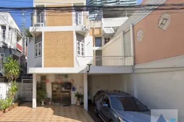 4 Bedroom House for rent in Khlong Tan Nuea, Bangkok