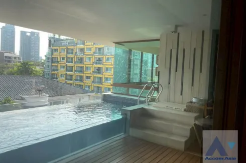 3 Bedroom Condo for sale in Khlong Tan Nuea, Bangkok near BTS Thong Lo