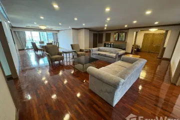 3 Bedroom Condo for rent in Watthana Heights, Khlong Toei Nuea, Bangkok near MRT Sukhumvit