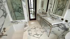 2 Bedroom Condo for sale in 98 Wireless, Lumpini, Bangkok near BTS Ploen Chit