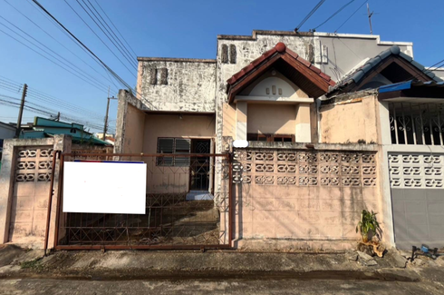 3 Bedroom Townhouse for sale in Bueng Nam Rak, Pathum Thani