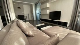 1 Bedroom Condo for rent in The Room Sukhumvit 40, Phra Khanong, Bangkok near BTS Ekkamai