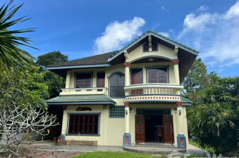 3 Bedroom House for rent in Choeng Thale, Phuket