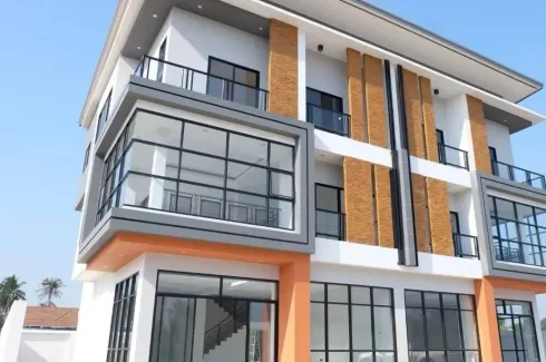 3 Bedroom Commercial for sale in Nong-Kham, Chonburi