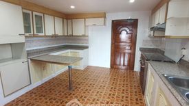 3 Bedroom Apartment for rent in Rishi Court, Khlong Toei Nuea, Bangkok near Airport Rail Link Makkasan