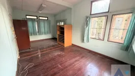 6 Bedroom House for rent in Thung Wat Don, Bangkok near BTS Saphan Taksin
