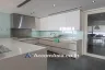 3 Bedroom Condo for sale in The Met, Thung Maha Mek, Bangkok near BTS Chong Nonsi