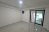 3 Bedroom Commercial for sale in Samae Dam, Bangkok