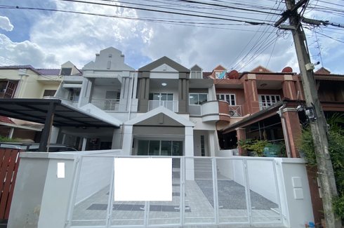 2 Bedroom Townhouse for sale in Anusawari, Bangkok near BTS Sai Yud