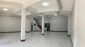 3 Bedroom Commercial for sale in Nai Mueang, Phitsanulok